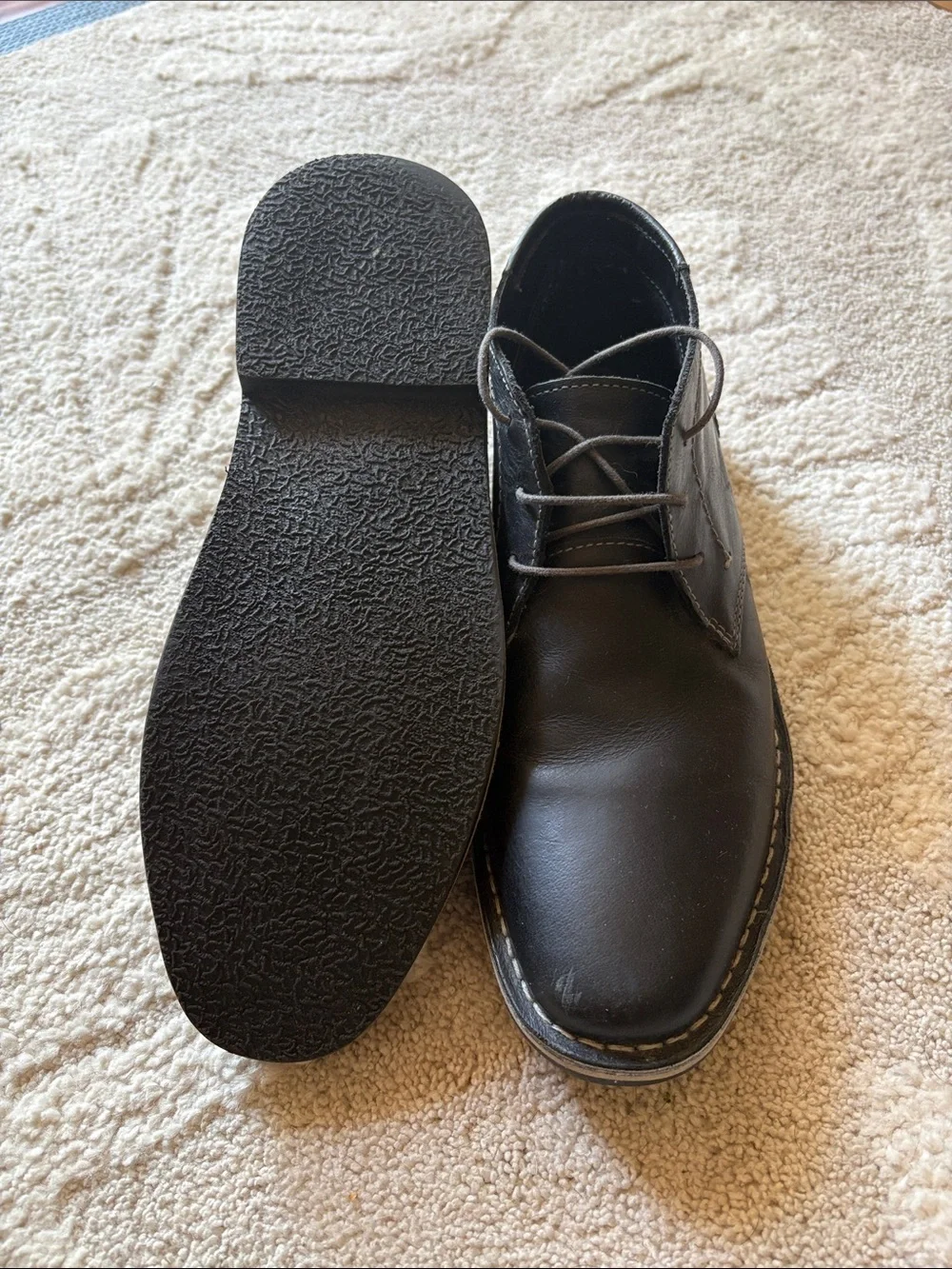 Steve Madden Black Leather Chukka Boots - Lace-Up Casual Boots